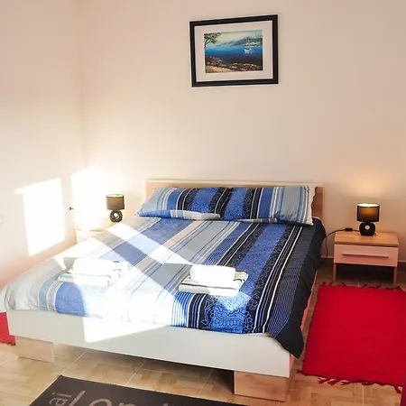 Apartment Rezo *